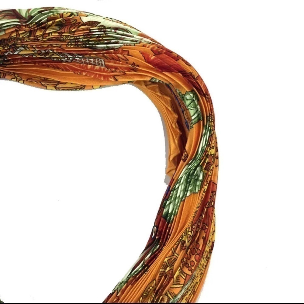 HERMES chapeau Carre 90 Multicolor Silk - Picture 5 of 17